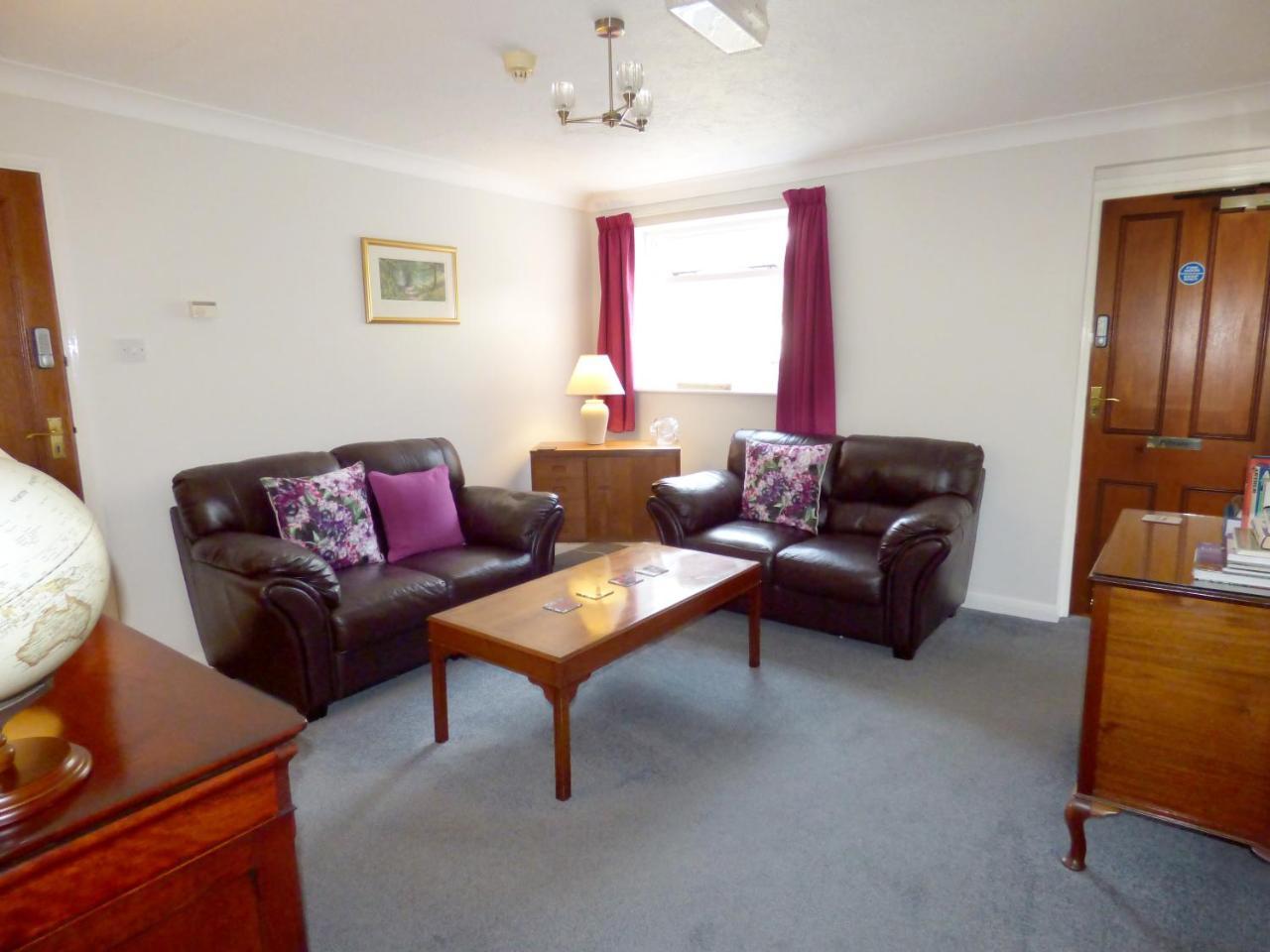 רסטינגטון Kenmore Guest House מראה חיצוני תמונה